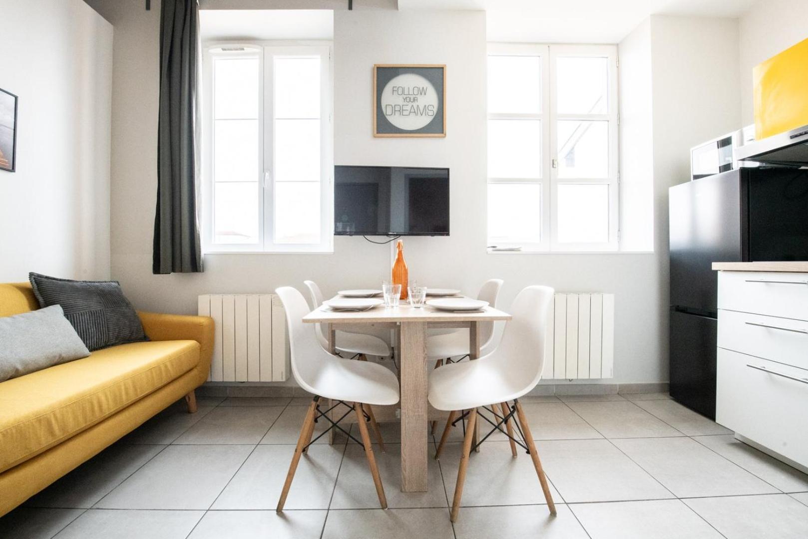 Duplex Scandinave A Cosy Et Calme - Lyon Part-Dieu Bagian luar foto